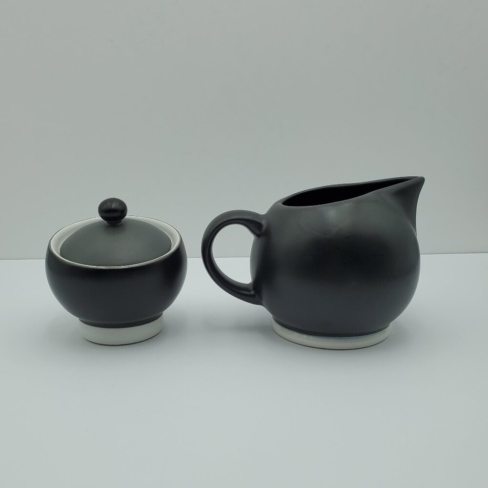 Pfaltzgraff Empire Creamer & Sugar Bowl Black Gravy Boat Black Gray Lidded Bowl
